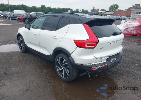 2021 Volvo Xc40 T5 R-Design from USA, damaged, VIN YV4162UM4M2437373